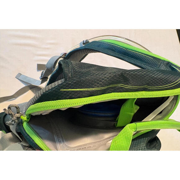 Outdoor Products Hydration Backpack with CamelBak Tube – Green/Gray – NWT - Picture 7 of 9